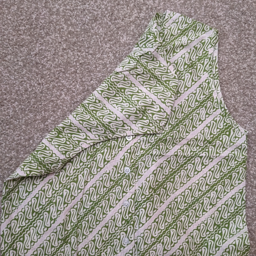 Batik Melati cinch waist sleeveless button jumpsuit olive green - Picture 5 of 16